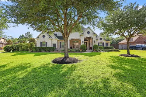 17707 Country Cv, Cypress, TX 77433