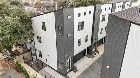 313 N Nagle St, Houston, TX 77003