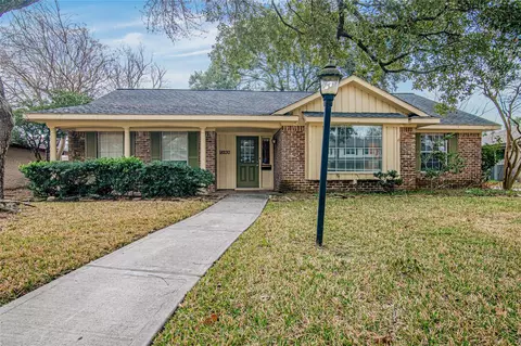 18230 Caprice Ln, Houston, TX 77058