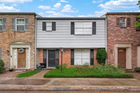 5826 Doliver Dr #55, Houston, TX 77057