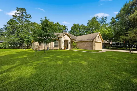 34015 Conroe Huffsmith Rd, Magnolia, TX 77354