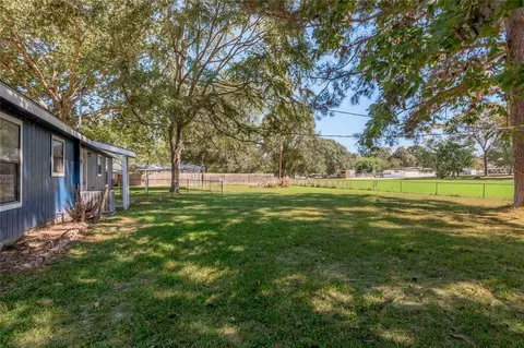 Exterior - 169 W Sunset Dr, Trinity, TX 75862 photo 6 of 12