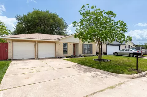 12127 Glenhollow Dr, Houston, TX 77048