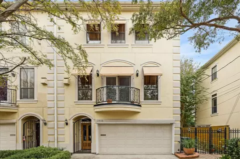 3515 Yupon St, Houston, TX 77006