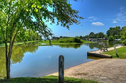 View/Area - 11789 White Cedar, Willis, TX 77318 photo 3 of 5