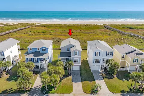 4215 Green Heron Dr, Galveston, TX 77554