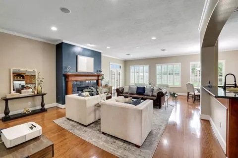 21115 Park Oak Ct, Cypress, TX 77433