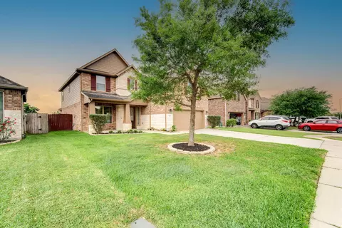9422 Harmony Lake Ln, Richmond, TX 77469