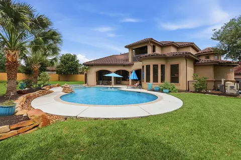 Exterior - 14 Post Shadow Estate Ct, Spring, TX 77389 photo 8 of 11