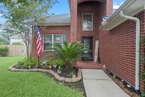 Exterior - 21902 Trapper Lake Dr, Spring, TX 77388 photo 3 of 8