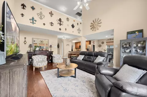 Living - 21902 Trapper Lake Dr, Spring, TX 77388 photo 3 of 3