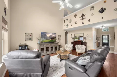 Living - 21902 Trapper Lake Dr, Spring, TX 77388 photo 2 of 3