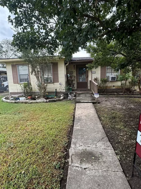 6622 Moss Rose St, Houston, TX 77087