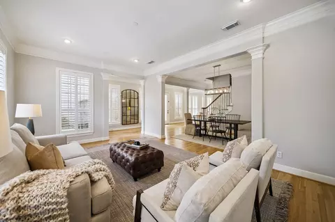 523 Archwood Trl, Houston, TX 77007