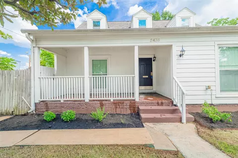 2438 Albans Rd, Houston, TX 77005