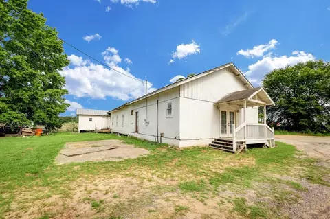 105 Monroe St, Willis, TX 77378 photo 1