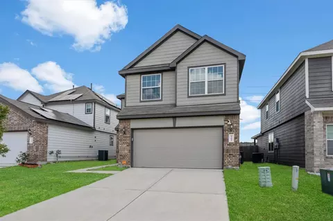 Exterior - 23622 Goodfellow Dr, Spring, TX 77373 photo 4 of 8