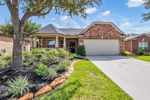 11914 Golden Lodge Ln, Houston, TX 77066
