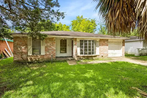 4915 Ridgewest St, Houston, TX 77053