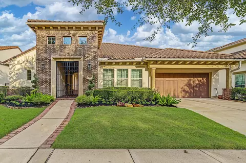 81 Quiet Way Ln, Sugar Land, TX 77498