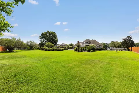 Exterior - 7930 Spring Village Dr, Spring, TX 77389 photo 9 of 10