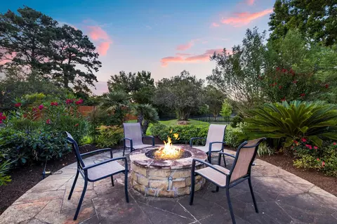 Exterior - 7930 Spring Village Dr, Spring, TX 77389 photo 7 of 10
