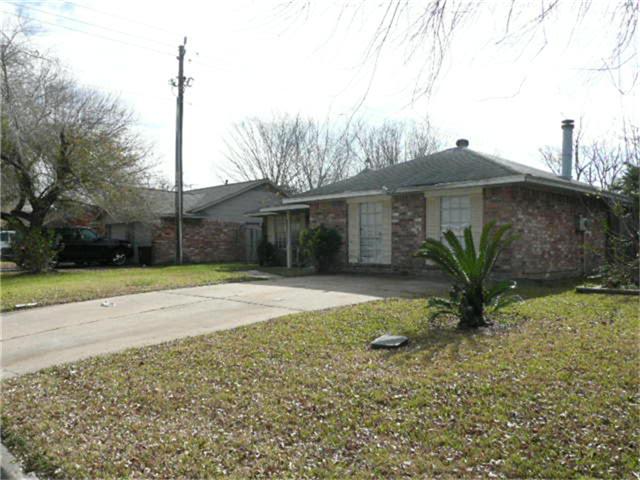1035 Progreso Dr, Houston, TX 77038 photo 1