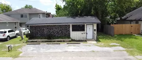 810 Thomas Ave, Pasadena, TX 77506 photo 1