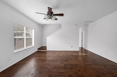 4614 Phlox St, Houston, TX 77051