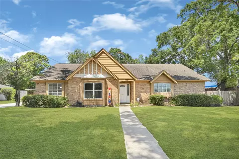 7702 Dashwood Dr, Houston, TX 77036