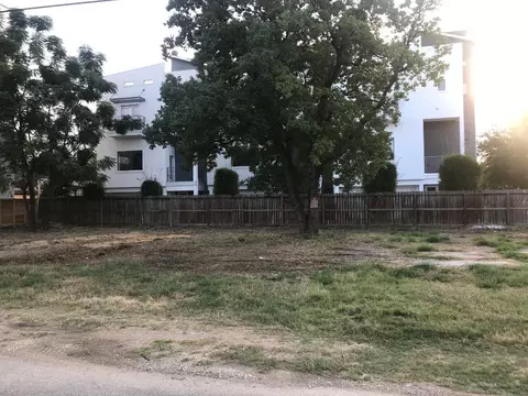 1615 Holly St, Houston, TX 77007