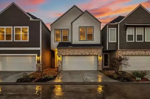 11319 Stonework Grove Ln, Houston, TX 77076