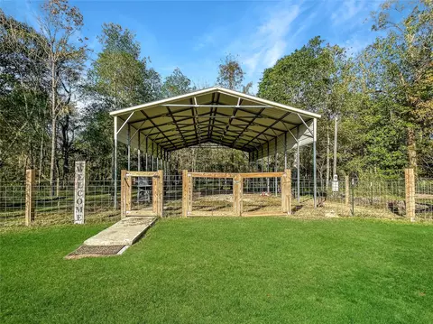 38 Sandy Ct, Cleveland, TX 77327