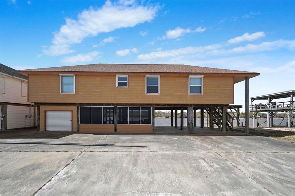 2432 Fm 2031 Beach Rd, Matagorda, TX 77457 25 Photos MLS 87155074