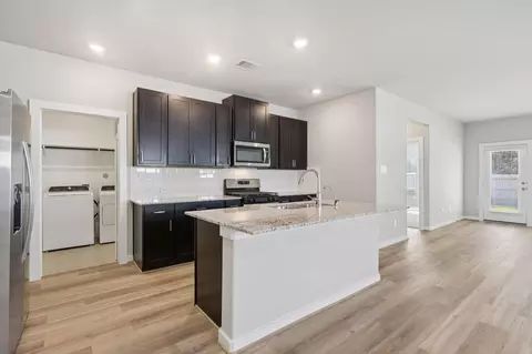 11422 Dark Amethyst Dr, Houston, TX 77048