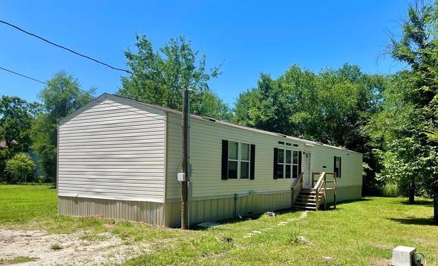 1046 Berry Rd, Lufkin, TX 75904