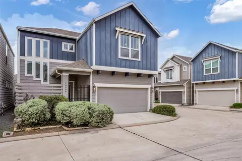 10004 Steeple Farms Dr, Houston, TX 77080