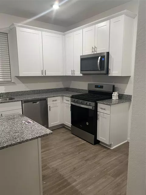 Kitchen - 5414 Balerna St, Spring, TX 77373 photo 2 of 3