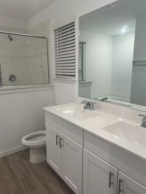 Bath - 5414 Balerna St, Spring, TX 77373 photo 1 of 5