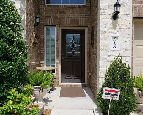 20126 Ray Falls Dr, Tomball, TX 77375 photo 1