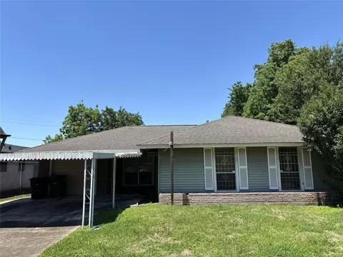 6159 Lyndhurst Dr, Houston, TX 77033