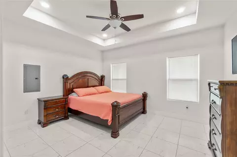 Bedroom - 23232 Val Verde, Edinburg, TX 78542 photo 3 of 3