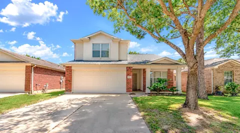 17531 Hoover Gardens Dr, Houston, TX 77095