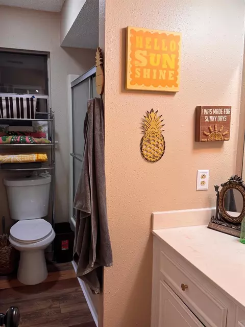 Bath - 75 Coral Gables, Trinity, TX 75862 photo 2 of 2