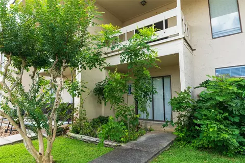 38 Regency Pt, Montgomery, TX 77356