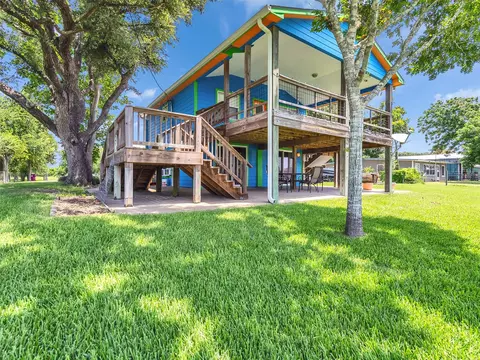 2172 County Road 297, Sargent, TX 77414