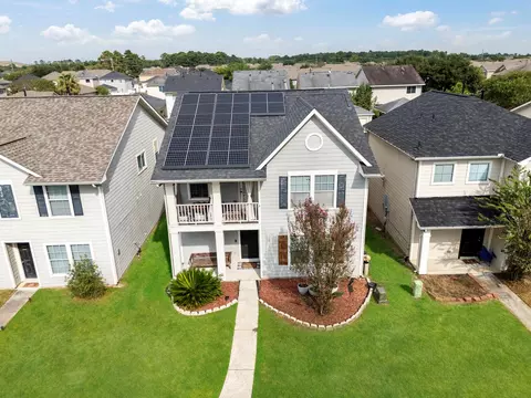 1206 Verde Trails Dr, Houston, TX 77073