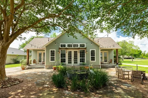323 Cr-461b, Brazoria, TX 77422