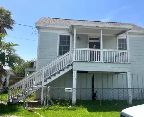 709 38th St, Galveston, TX 77550