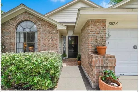 8622 Sparkling Springs Dr, Houston, TX 77095